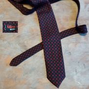 Ternet slips brun rød blå